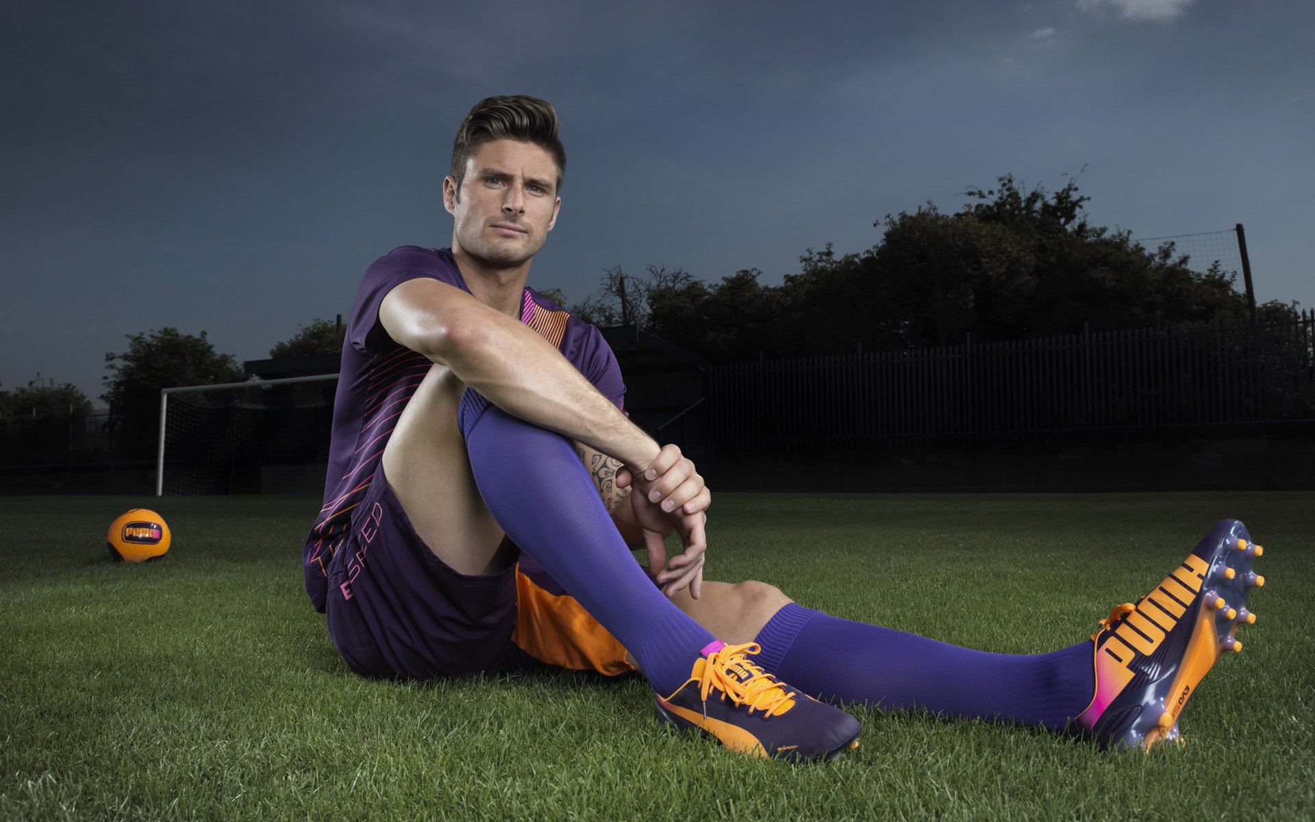 开云下载-“德甲争冠进入关键期，豪门战斗不断”，德甲榜首大战